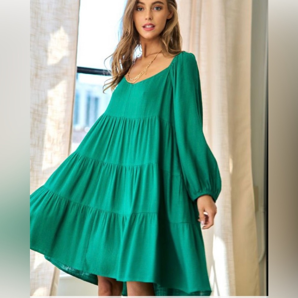 NWOT Women’s Tiered Long Sleeve Dress In Green